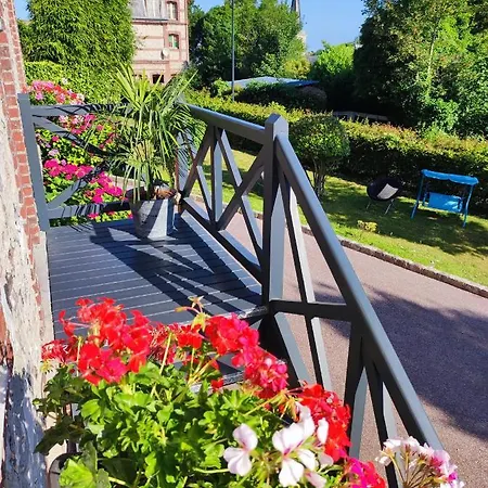 Le Clos Marguerite Parking Prive Couette-café